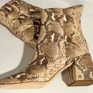 Snakeskin boot, Sam Edelman “Daruby”